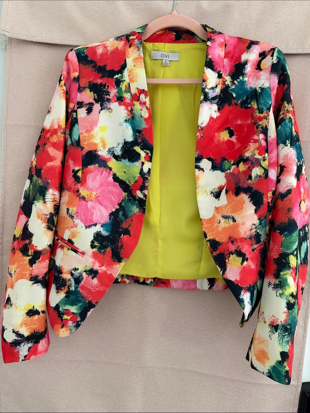 Ovi Bright Floral Blazer in Red, Pink, Green and Cream